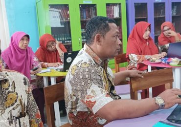 Puas, Guru dan Karyawan MTsN 3 Gunungkidul Ikuti Pelatihan Pengelolaan Website