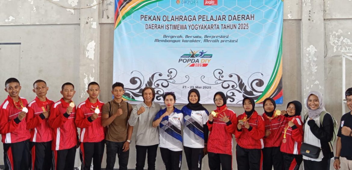 MTsN 3 Gunungkidul Raih Medali di POPDA Cabang Olahraga Gulat 2025
