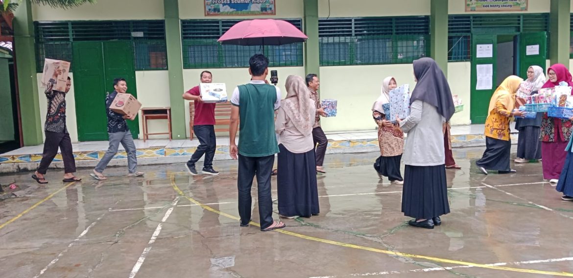 Sambut Try Out SD/MI, Guru dan Karyawan MTsN 3 Gunungkidul Tampil Kreatif Lewat Pembuatan Video Promosi