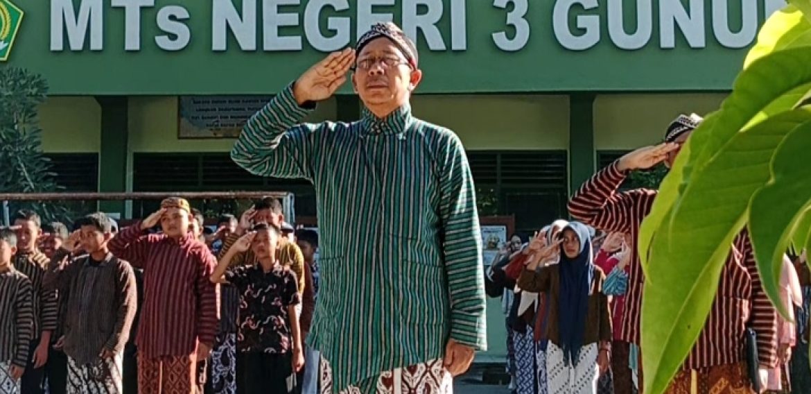 Peringati Hardiknas 2026, MTsN 3 Gunungkidul Tekankan Kolaborasi Pendidikan Bermutu