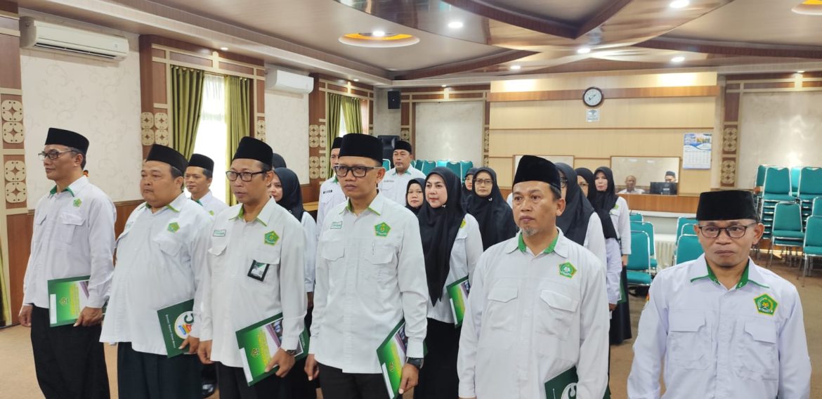 Dari MTsN 2 ke MTsN 3 Gunungkidul, Guntarno Resmi Jabat Kepala Tata Usaha